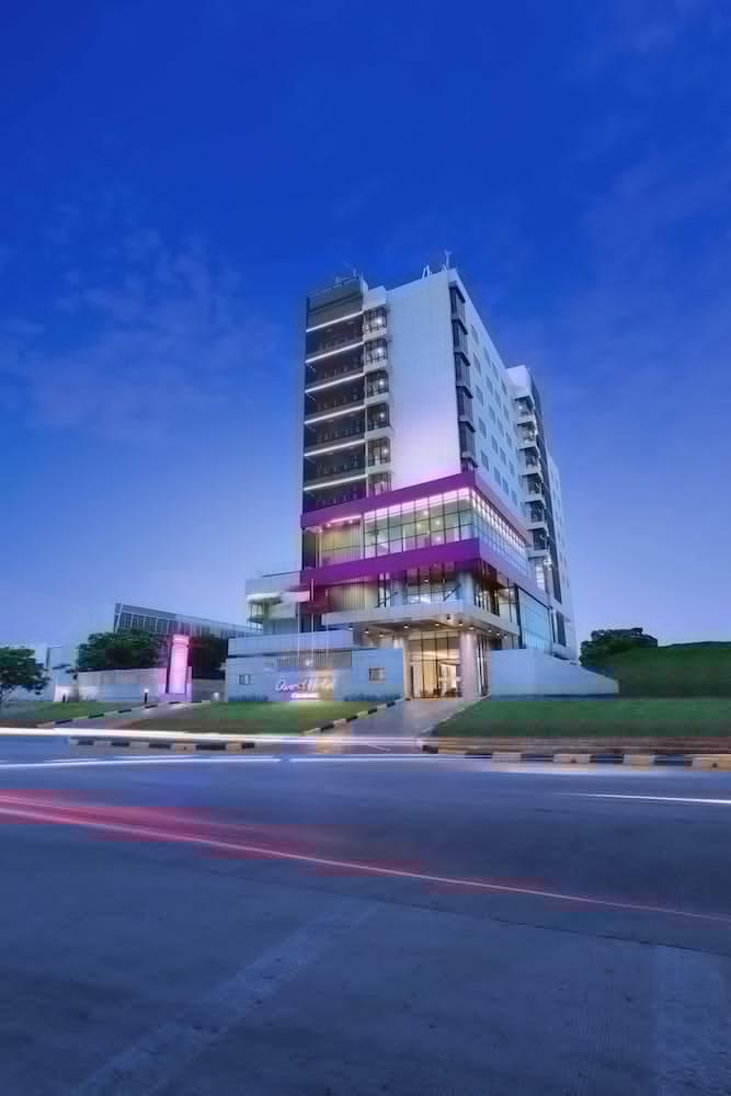 Quest Prime Cikarang By Aston Hotel Bekasi Kültér fotó