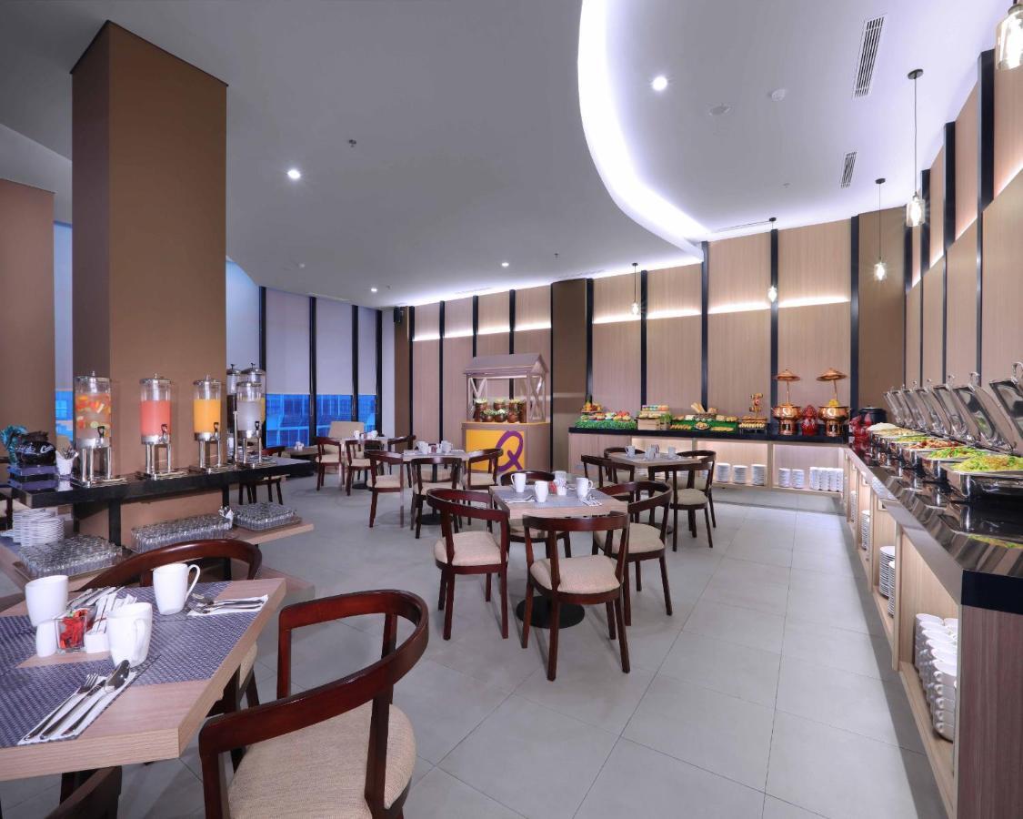 Quest Prime Cikarang By Aston Hotel Bekasi Kültér fotó